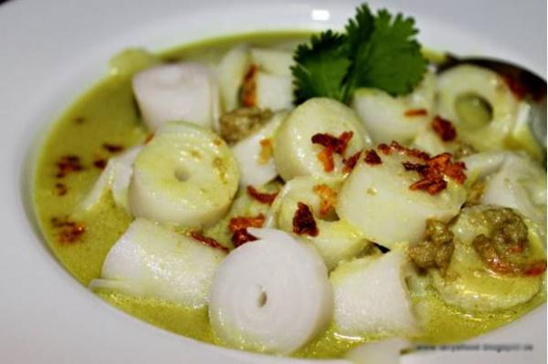 Burgo kuliner yang ada di Tanjung Batu yang cocok untuk menu sarapan. (Foto: Ist)