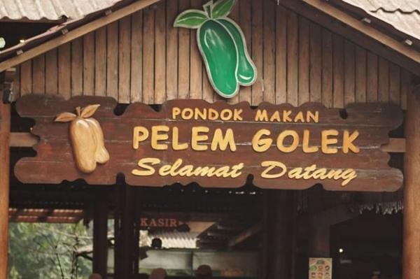  Pondok Makan Pelem Golek berada di Jalan Palagan Tentara Pelajar Km 7 No 99, Sariharjo, Ngaglik, Sleman. (Foto : Instagram)