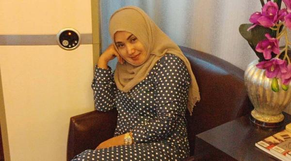 24 Evie Tamala Penyanyi dangdut perempuan sangat melegenda. (foto: Instagram)