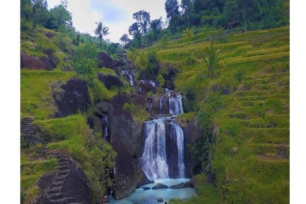  Air Terjun Kedung Kandang berada di Butak, Nglanggeran, Patuk, Gunungkidul. (Foto : @jogjaseni)