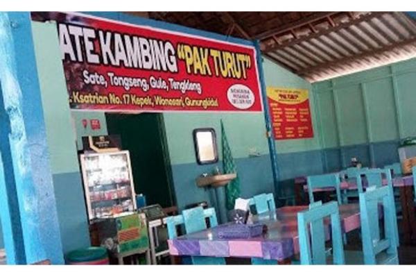 Sate Kambing Pak Turut Sate Kambing Pak Turut berada di Jalan Kasatrian, Kepek II, Kepek, Kecamatan Wonosari, Gunungkidul. (Foto : Ist)
