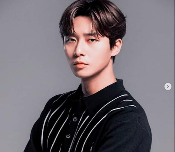 Daftar artis Korea ganteng tanpa operasi plastik. (Foto: Instagram)