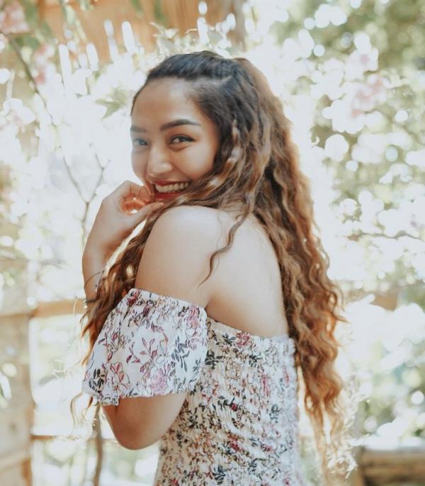 Potret seksi penyanyi dangdut Siti Badriah (Foto: Instagram)