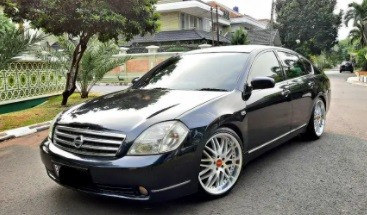 1 Nissan Teana