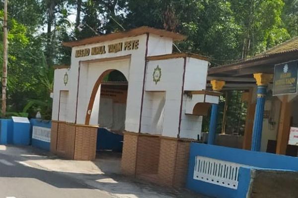 Masjid Nurul Yaqin Masjid Nurul Yaqin Jalan Paker Dawetan Dusun Paker, Mulyodadi, Bambanglipuro, Bantul (Foto : Ist)