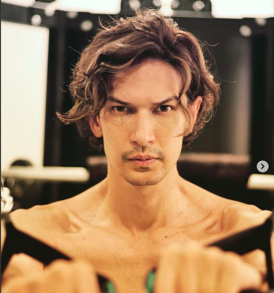 Artis pria pernah dekat dengan Luna Maya. (Foto: Instagram)