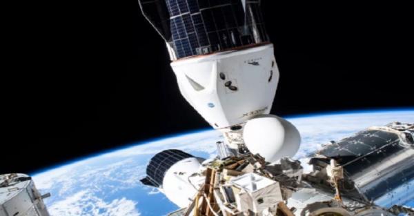 Damaged, SpaceX Capsule Toilet Forbidden to Use Astronauts Returning to Earth