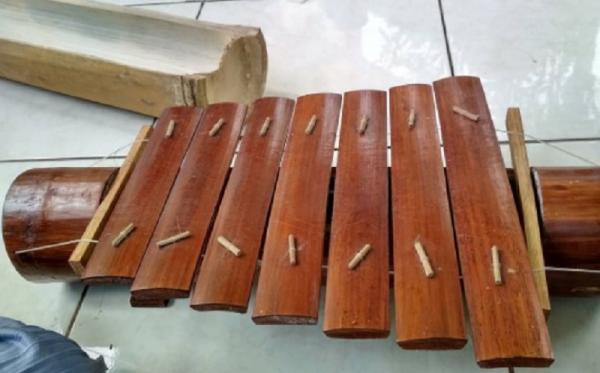 Alat musik Lampung, Gamolan Alat musik Lampung, Gamolan. (Foto: Instagram @himanoiska)