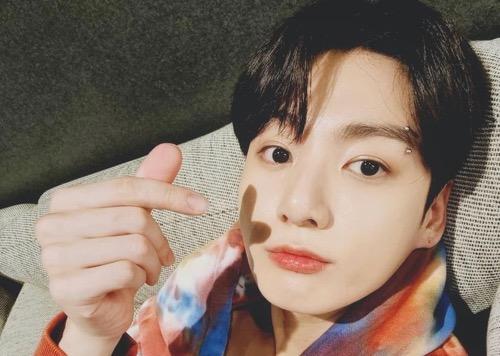 Profil lengkap anggota BTS Jungkook Profil lengkap anggota BTS Jungkook.