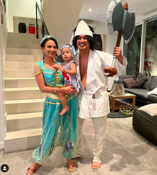 Screen Shot 2021 11 04 At 15 37 50 Potret mesra Vanessa Angel dan suaminya, Bibi Andriansyah. (Foto: Instagram)