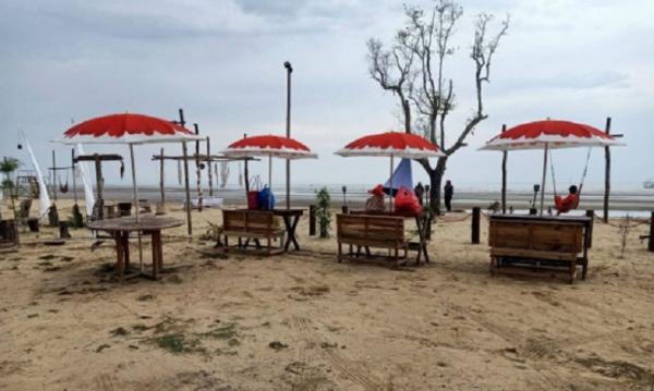 Pantai Manggar Balikpapan. (Foto: IG @villadolphinbalikpapan)