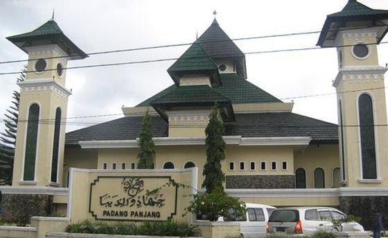 masjid jihadu wa lidaina (Foto: Facebook/Padang Panjang)