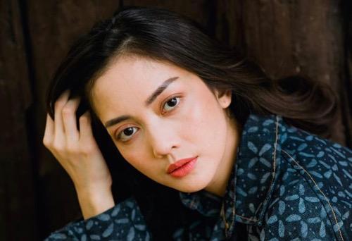 Artis cantik menikahi duda, Ririn Dwi Arianti.