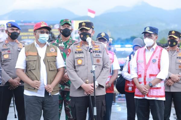 Kapolda NTB Irejn Pol M Iqbal menggelar konferensi pers usai gelaran simulasi pengamanan ajang WSBK di Sirkuit Mandalika Lombok NTB. (Foto: ist)
