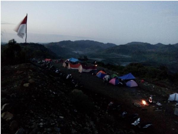 Tempat camping di Paser Kaltim, Bukit Nui. (Foto: Dokpri/Riza)