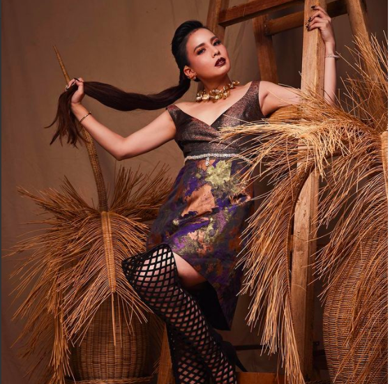 Artis cantik jago bela diri. (foto: Instagram)