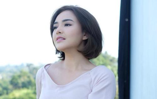Amanda Manopo Artis Cantik Dikenal Dermawan di Lokasi Syuting.