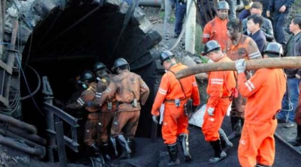 Daftar Pekerjaan Paling Berbahaya di Indonesia. (foto: Istimewa)