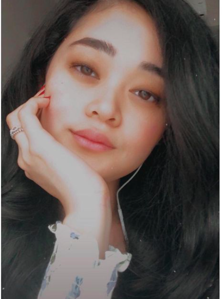 Artis cantik yang dikenal sebagai pemeran jahat atau ratu antagonis. (Foto: Instagram)