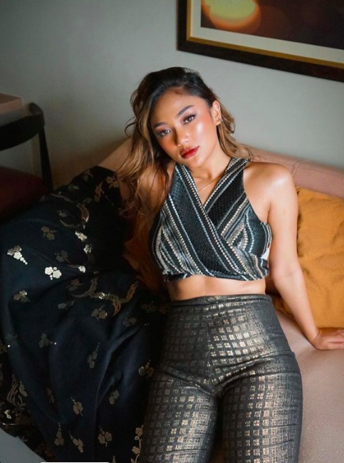 Artis cantik bertubuh seksi kerap dicap bandel oleh netizen. (Foto: Instagram)