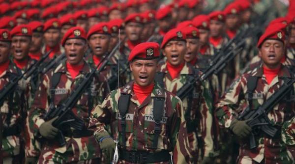 Senjata Kopassus Reu Kopassus (Foto: Reuters)