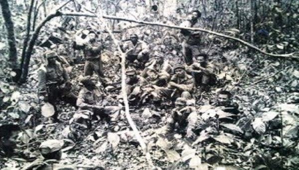 Prajurit Kopassus di hutan belantara Papua. (Foto: Istimewa)