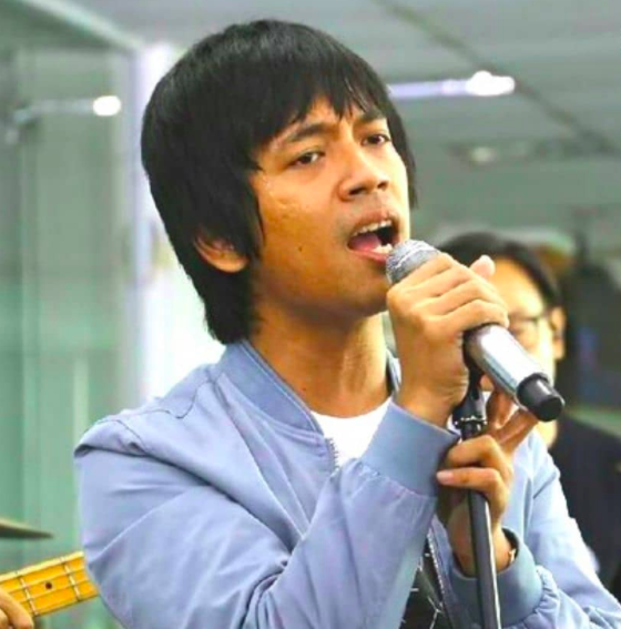 Screen Shot 2021 11 21 At 18 26 39 Penyanyi top merangkak dari pengamen di lampu merah hingga di terminal. (Foto: Instagram)