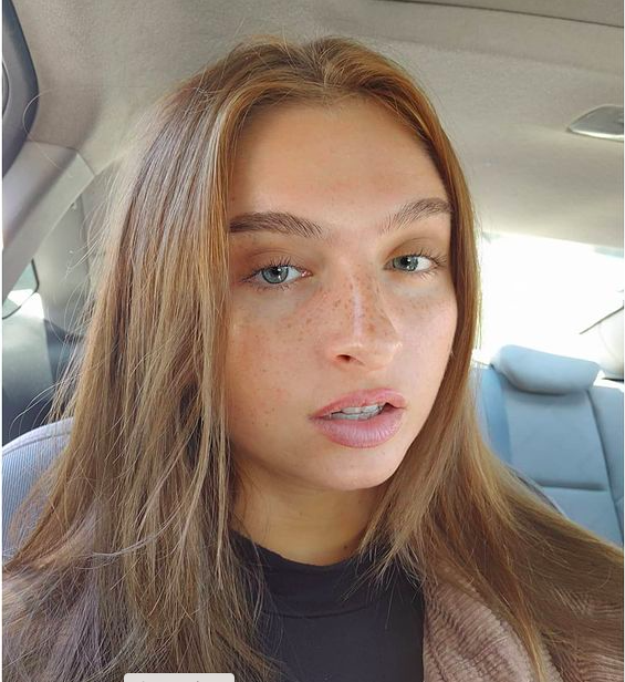 Screen Shot 2021 11 21 At 21 29 21 Sejumlah bintang porno tobat dan memilih untuk pensiun. (Foto: Instagram)