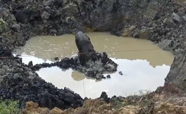 Bom peninggalan Perang Dunia II ditemukan di Tarakan, Kalimantan Utara. (Foto: iNews/Usman Coddang)