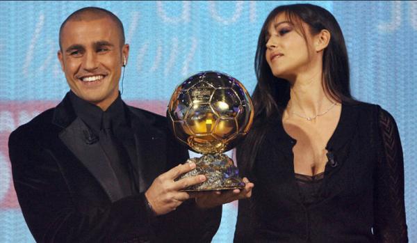 Fabio Cannavaro Bek legendaris Italia Fabio Cannavaro sebut 3 kandidat kuat peraih Ballon dOr 2021. Nama Cristiano Ronaldo tak termasuk. (Foto: Real Total)