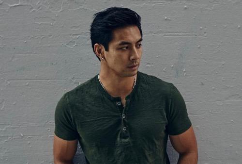 Yoshi Sudarso Artis Hollywood berdarah Indonesia, Yoshi Sudarso.