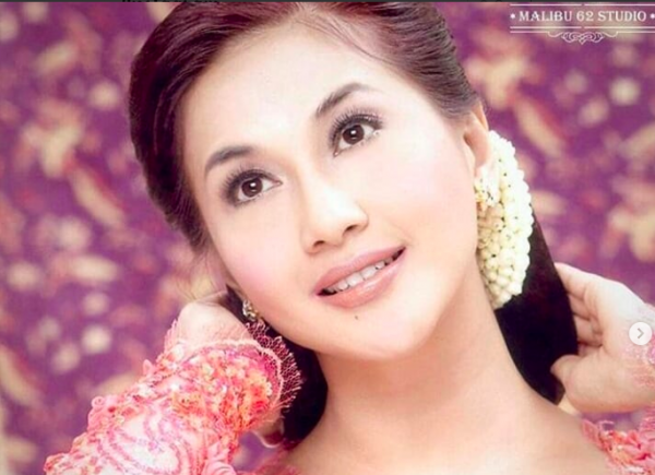 Screen Shot 2021 11 25 At 20 36 37 Deretan artis Indonesia ini ternyata memiliki darah keturunan kerajaan. (Foto: Instagram)