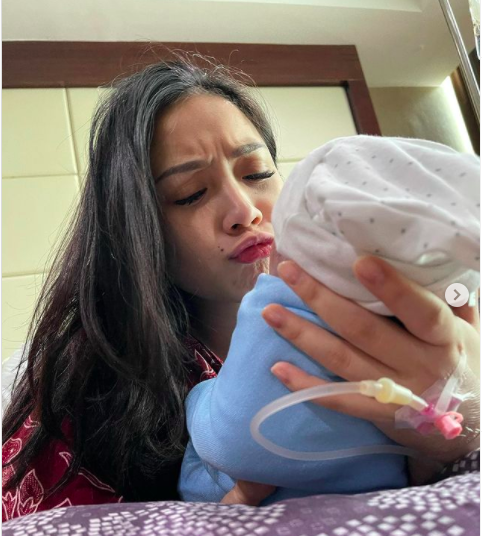 Nagita dan Baby R. (Foto: Instagram)