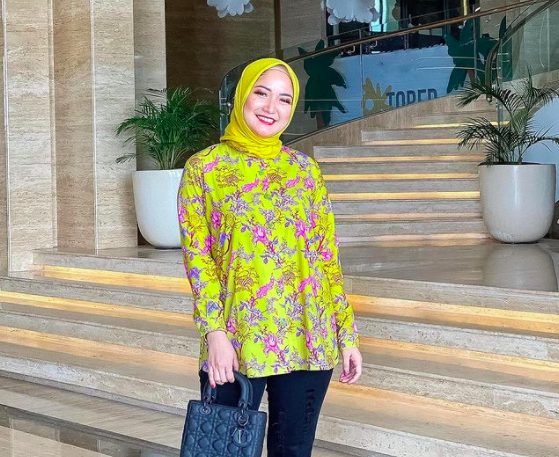 Screen Shot 2021 11 30 At 08 25 04 Artis Menikah dengan Anggota TNI Polri. (Foto: Instagram)