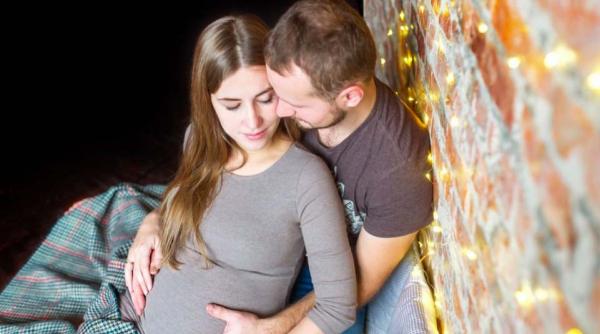 Bosan Misionaris, Ini Posisi Seks Aman dan Hot untuk Ibu Hamil