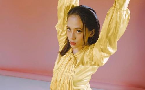 Adhisty Zara Artis jago nari, Adhisty Zara.