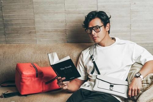 Artis Indonesia hobi fotografi, Dion Wiyoko.