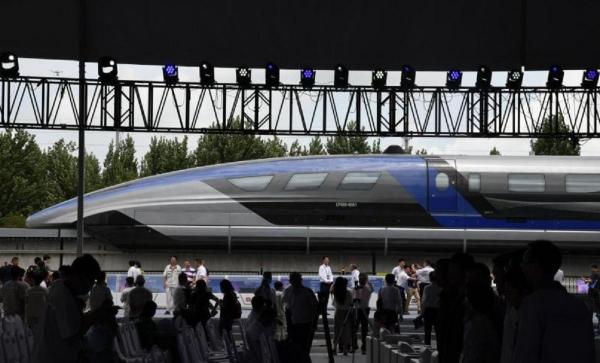 Kereta Api Maglev China Ant
