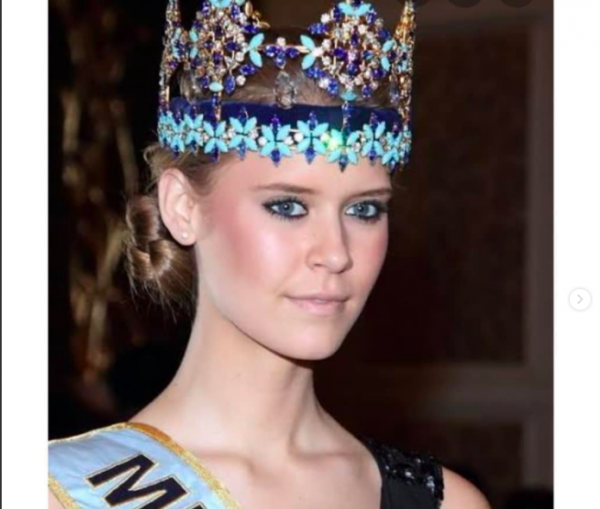 Screen Shot 2021 12 10 At 18 42 12 Alexandria Mills dari Negeri Paman Sam. (Foto: Instagram)