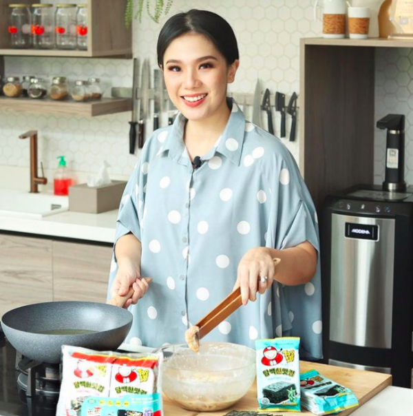Screen Shot 2021 12 13 At 18 26 21 Chef Cantik Indonesia Bikin Kamu Betah di Dapur. (Foto: Instagram)