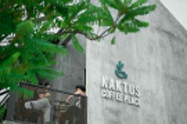 Kaktuscoffee Kaktus Coffee Place jadi andalan para mahasiswa atau pekerja kantoran sebagai tempat nugas atau coworking space. (Foto : @kaktuscoffee)