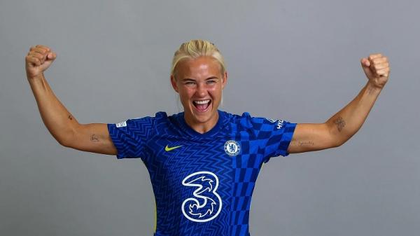 Pernille Harder (foto: UEFA.com).