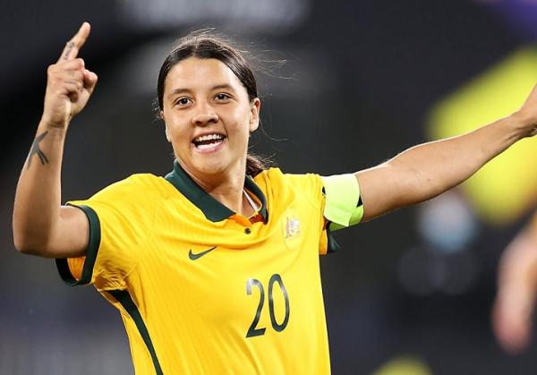 Samantha Kerr australia Media Inggris The Guardian merilis daftar 5 pesepak bola terbaik dunia. Salah satunya Samantha Kerr yang merupakan calon lawan Timnas Indonesia di Piala Asia 2022 di India. (foto: TheGuardian.com).