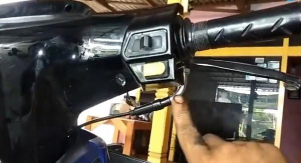 Foto Pegangan Gas Motor