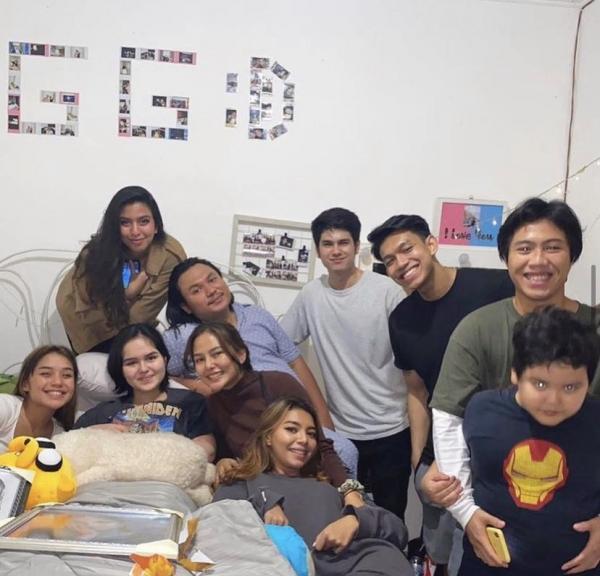 IMG 9783 Deretan potret kenangan tentang Edelenyi Laura Anna. (Foto: Instagram)