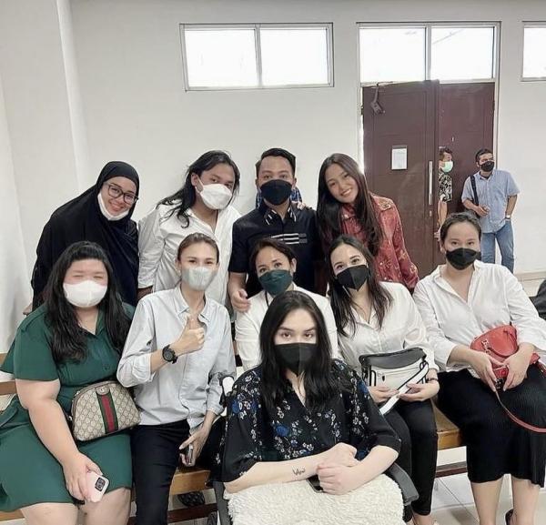 IMG 9785 Deretan potret kenangan tentang Edelenyi Laura Anna. (Foto: Instagram)