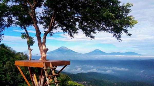 Gardu Pandang Lereng Kelir Tempat Wisata di Semarang,Gardu Pandang Lereng Kelir (Humas Jateng)