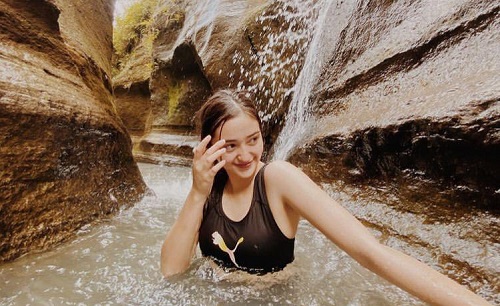 Potret seksi Ranty Maria saat berbaju sporty Potret seksi Ranty Maria saat berbaju sporty.