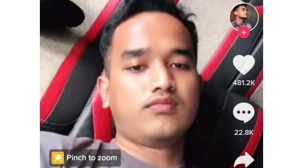 19 Mirip Netizen heboh melihat video viral di TikTok milik seorang anggota polisi yang wajahnya mirip Bibi Ardiansyah.