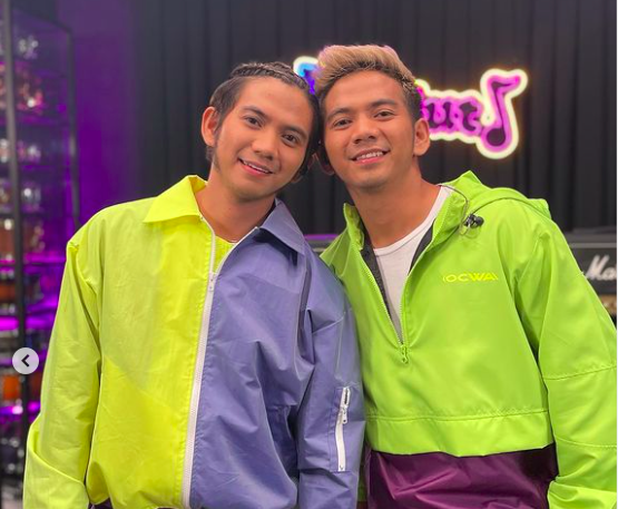 Artis Kembar di Indonesia. (Foto: Instagram)